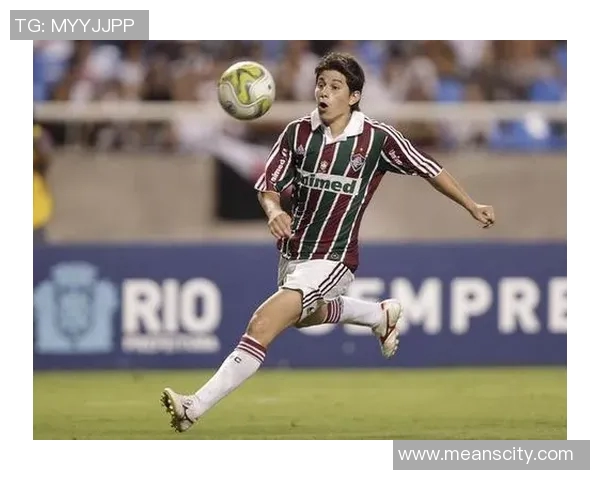 巴甲达伽马与戈亚尼的精彩对决揭示了巴西足球的魅力与竞争激烈性